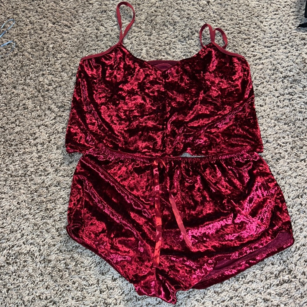 A cute sleep wear set